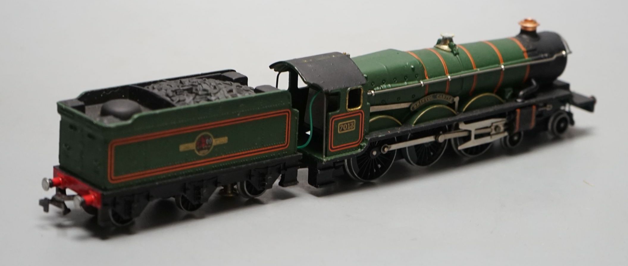 A boxed Horny Dublo boxed Bristol Castle-7013 engine, 26 cms long.